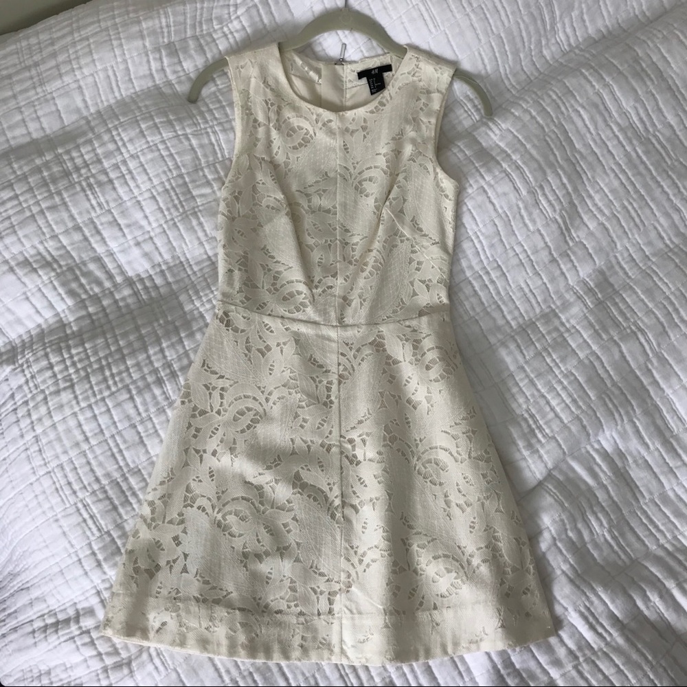 ❌ SOLD | White crochet mini dress